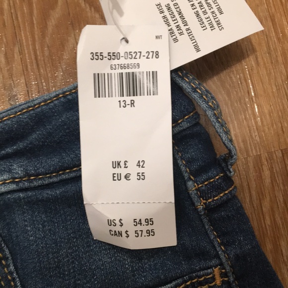 Hollister Jeans - Picture 2 of 6